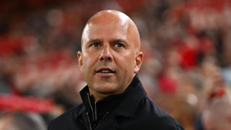 利物浦上半场0射门！法国记者点评：没想到斯洛特竟摆起大巴